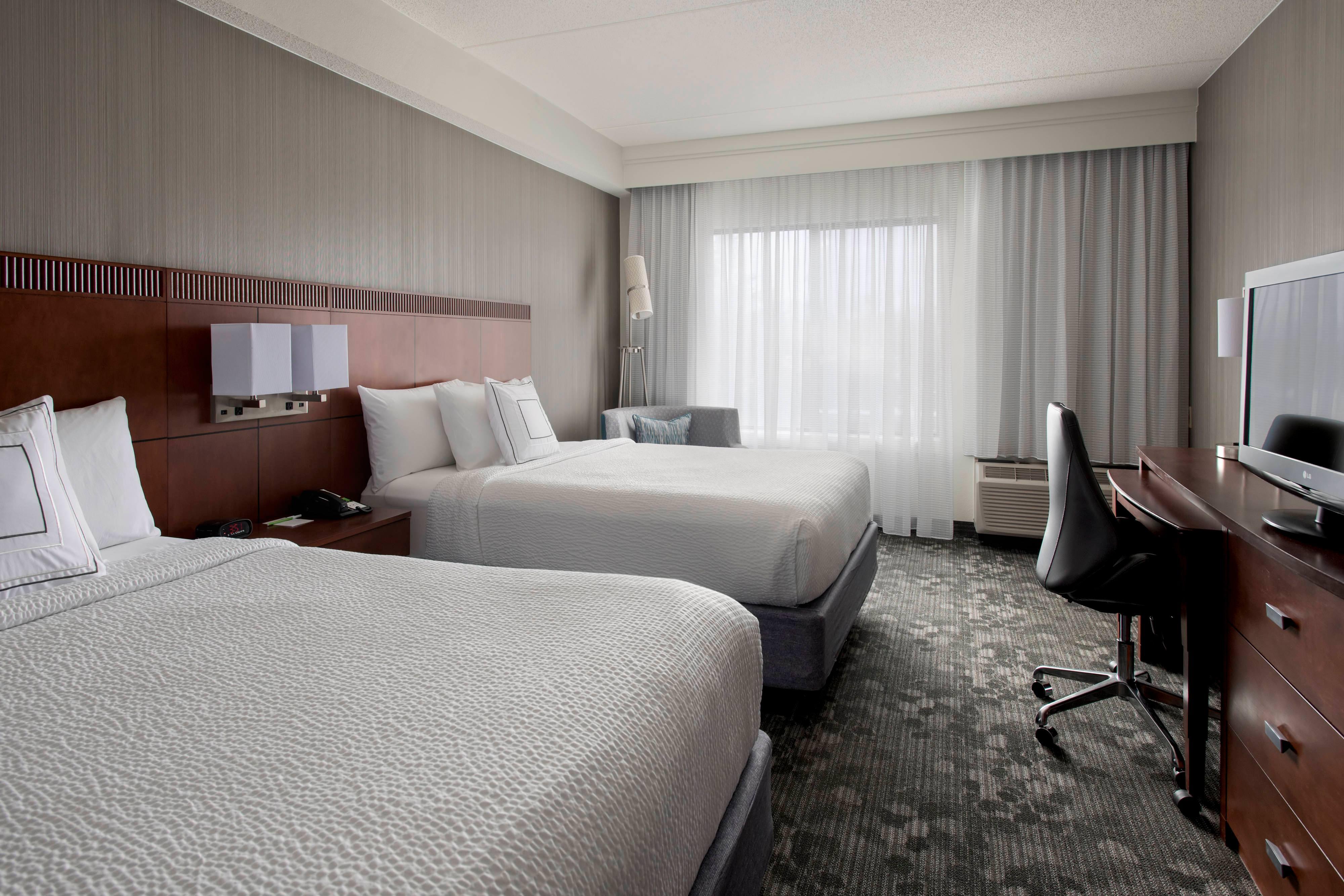 Отель Sonesta Select Boston Милфорд Экстерьер фото